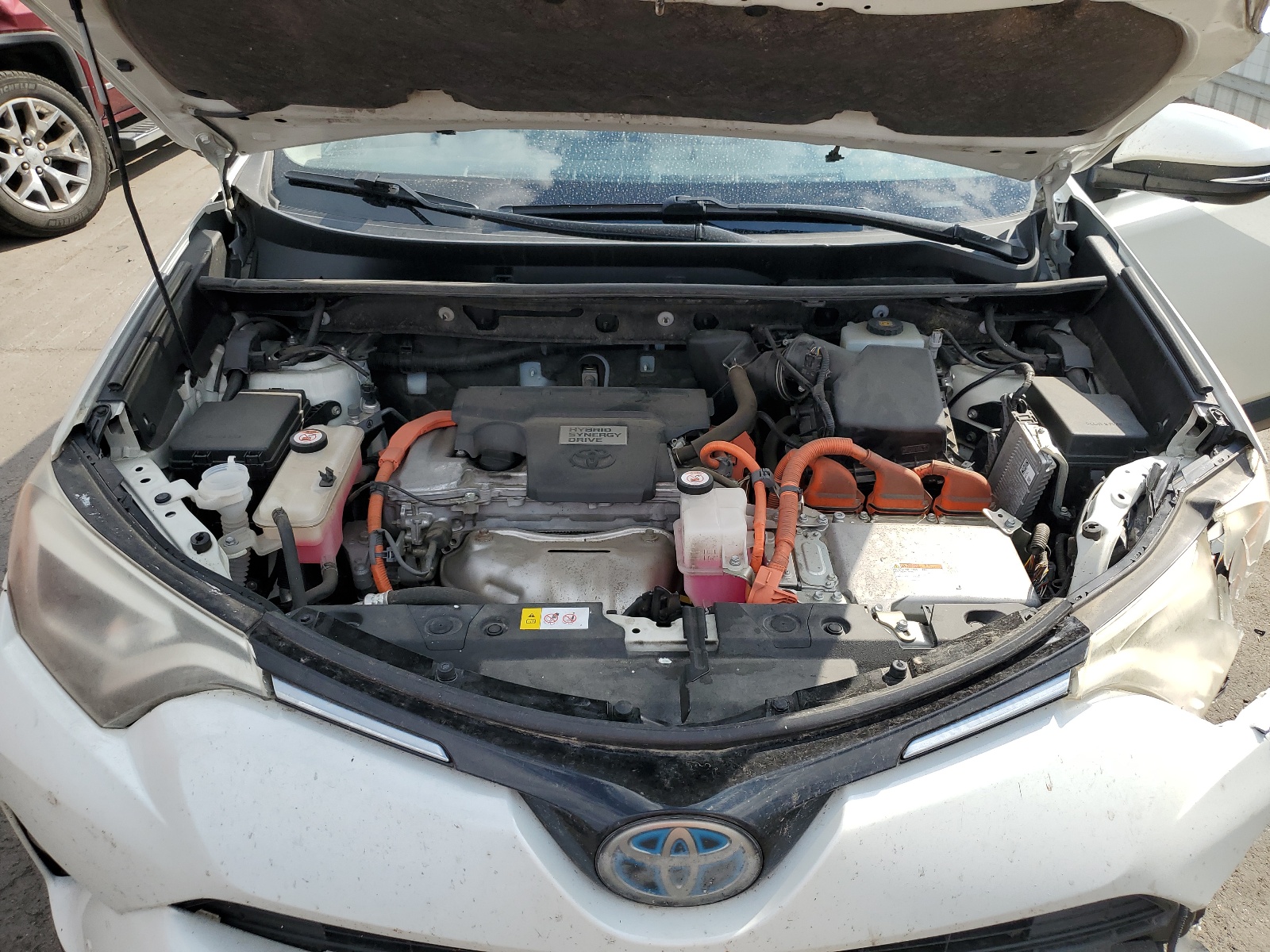 JTMDJREV7JD175069 2018 Toyota Rav4 Hv Limited