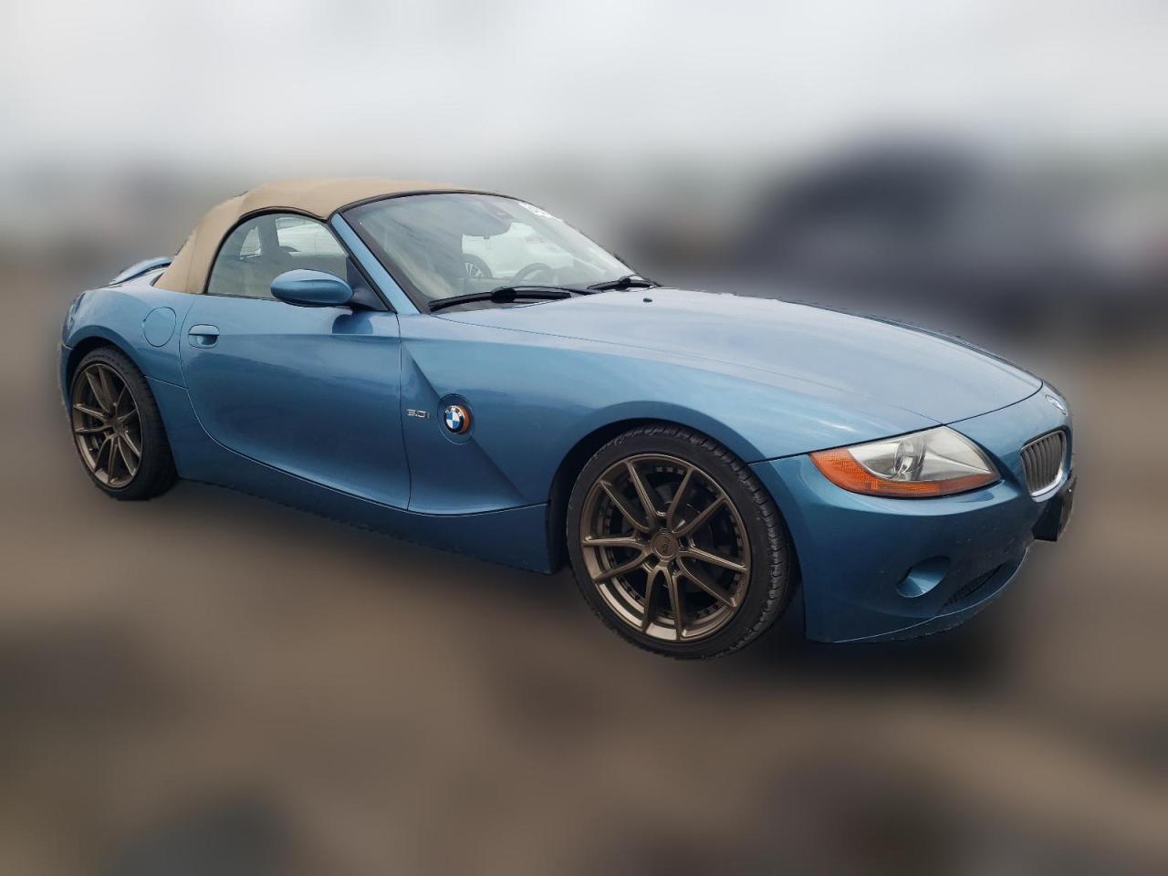 2003 BMW Z4 3.0 VIN: 4USBT53423LU04085 Lot: 64641364