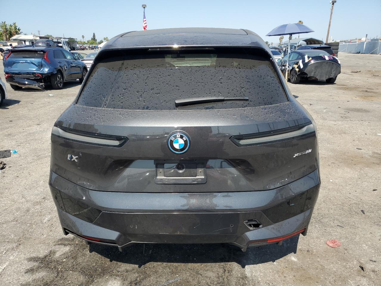 2023 BMW Ix xDrive50 VIN: WB523CF01PCM01988 Lot: 62398094