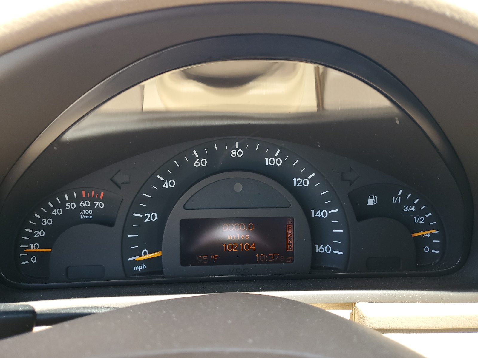 WDBRF64J62F270604 2002 Mercedes-Benz C 320