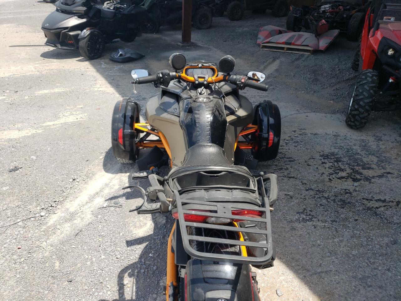 2BXRDDD29KV000075 2019 Can-Am Spyder Roadster F3-S