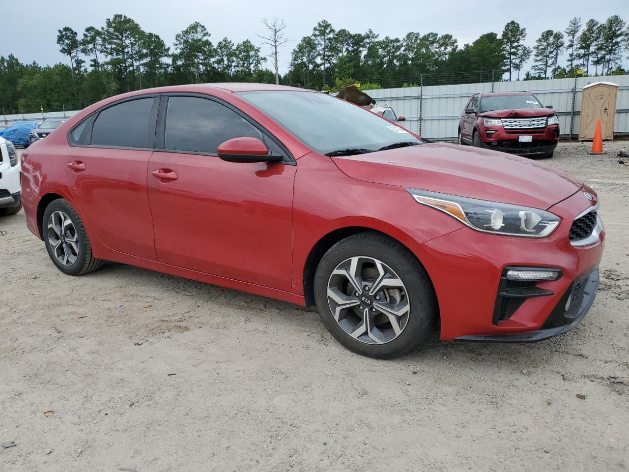 VIN 3KPF24AD6KE124832 2019 KIA FORTE no.4