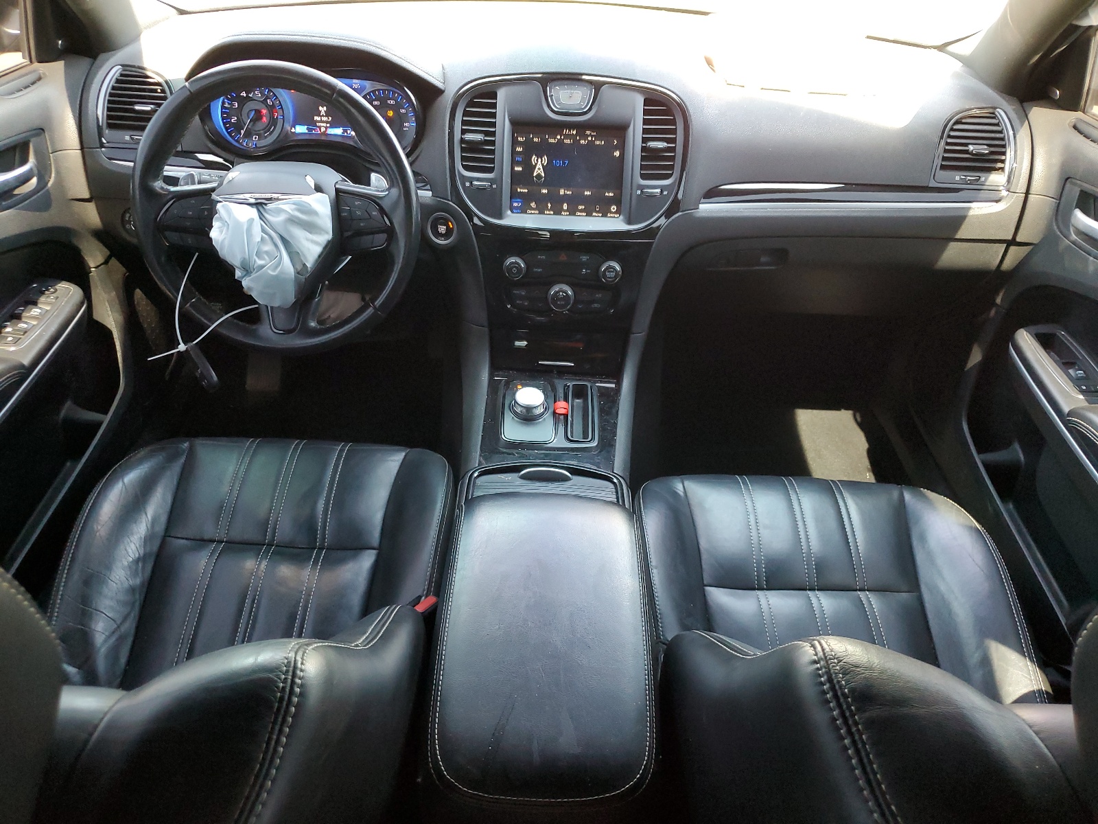 2C3CCABG7KH585442 2019 Chrysler 300 S