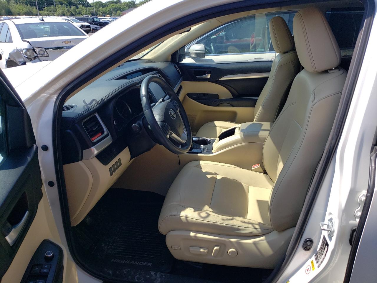 2016 Toyota Highlander Xle VIN: 5TDJKRFH7GS259107 Lot: 63100534