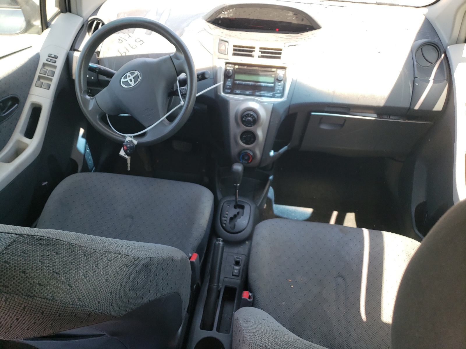 JTDKT4K33B5334222 2011 Toyota Yaris