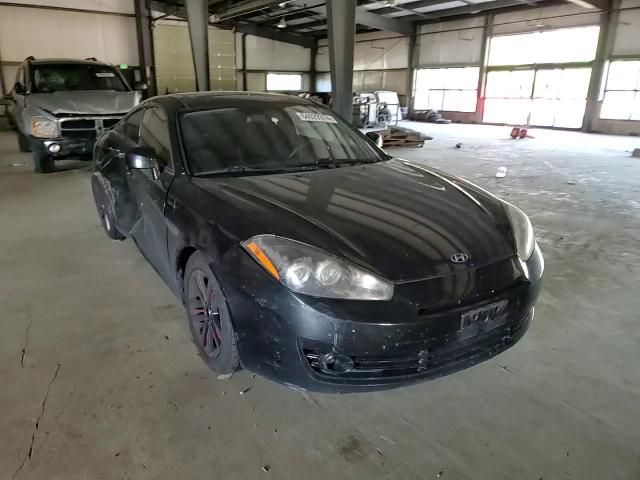 2008 Hyundai Tiburon Gs VIN: KMHHM66DX8U266646 Lot: 64029374