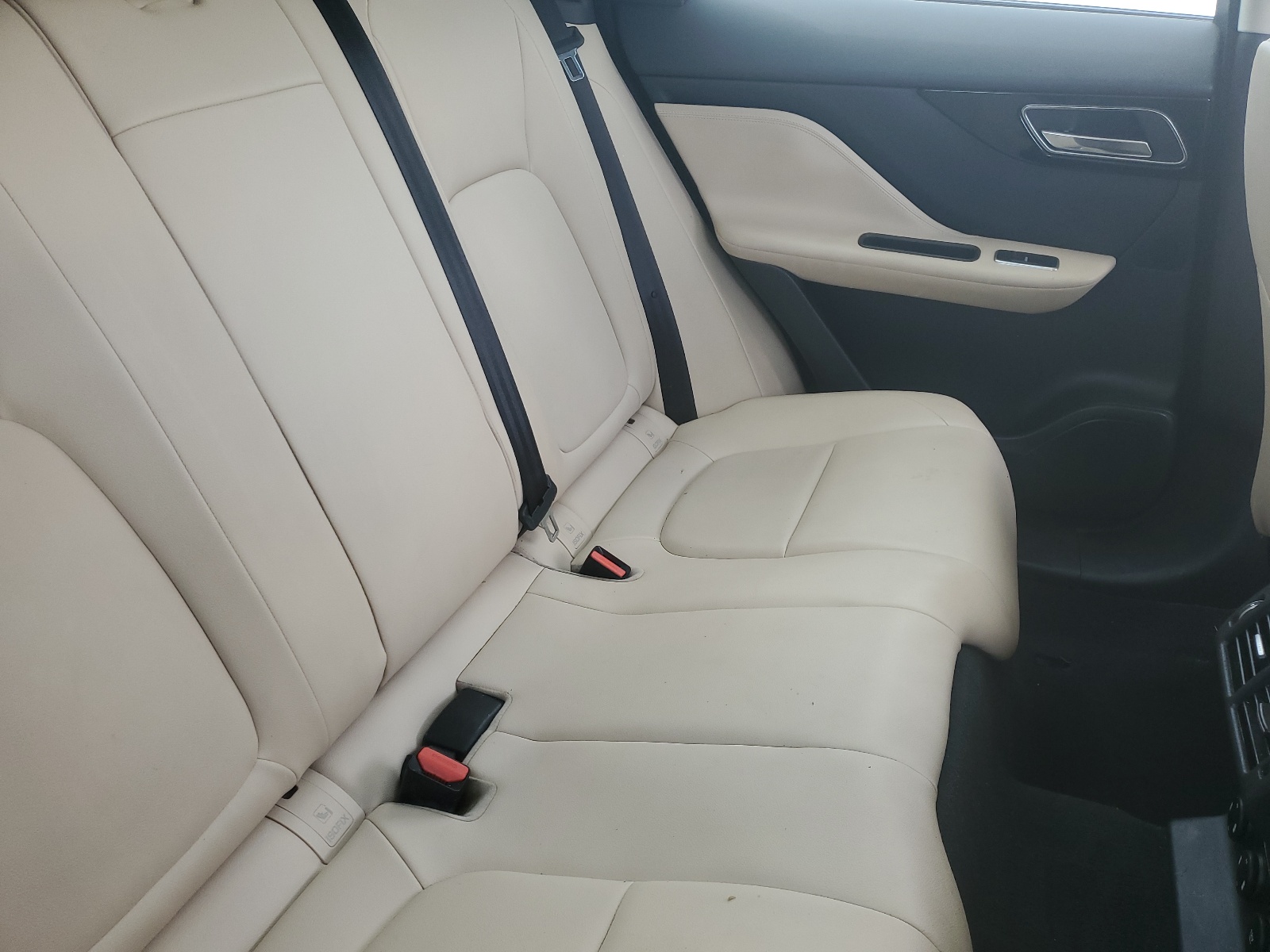 SADCS2FXXJA290268 2018 Jaguar F-Pace