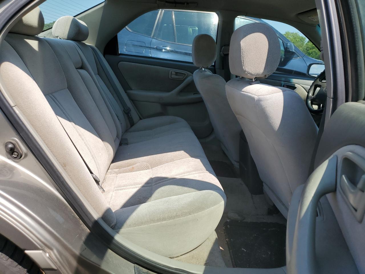 2000 Toyota Camry Ce VIN: 4T1BG22K9YU681905 Lot: 62248344