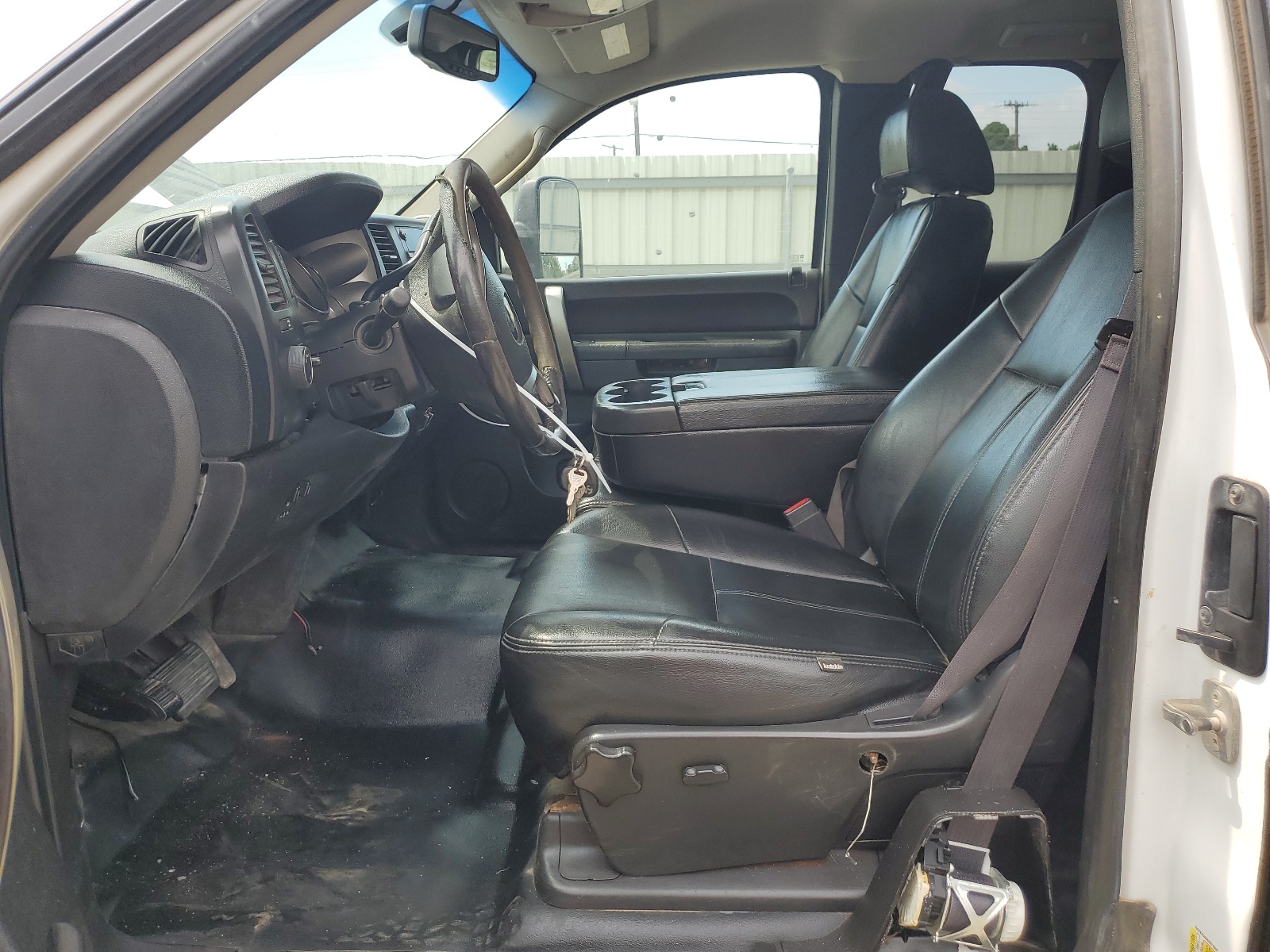 1GC2KXCG8BZ371068 2011 Chevrolet Silverado K2500 Heavy Duty Lt