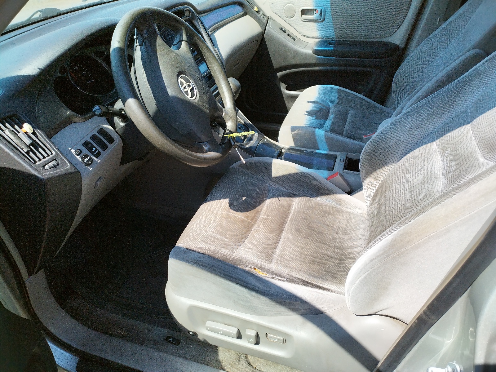 JTEHF21A930107987 2003 Toyota Highlander Limited