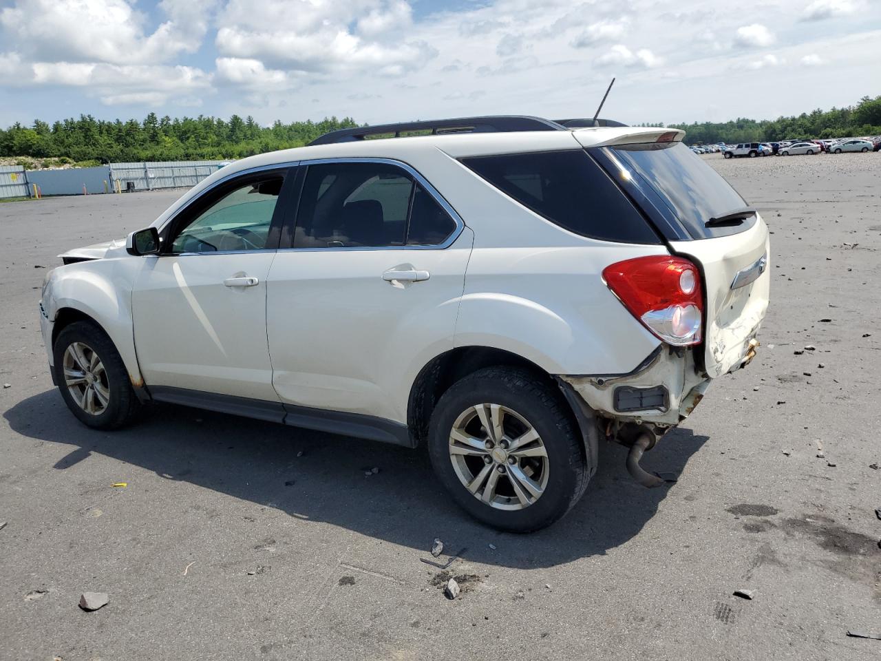 1GNFLFEK9FZ116243 2015 CHEVROLET EQUINOX - Image 2