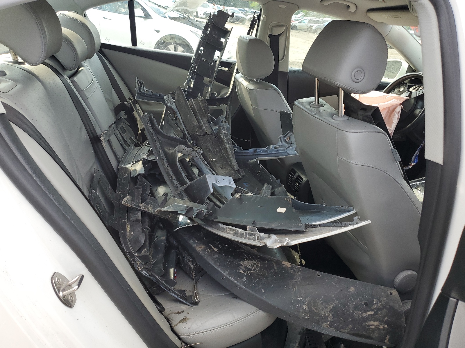 WVWEK73C56P054411 2006 Volkswagen Passat 2.0T Luxury