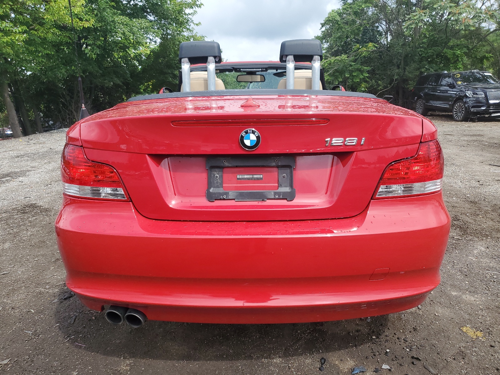 WBAUL7C57BVM80517 2011 BMW 128 I