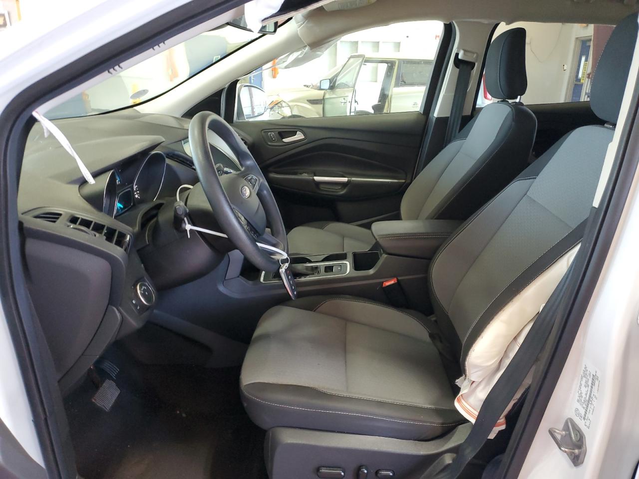 2019 Ford Escape Se VIN: 1FMCU9GD9KUB71383 Lot: 64742634