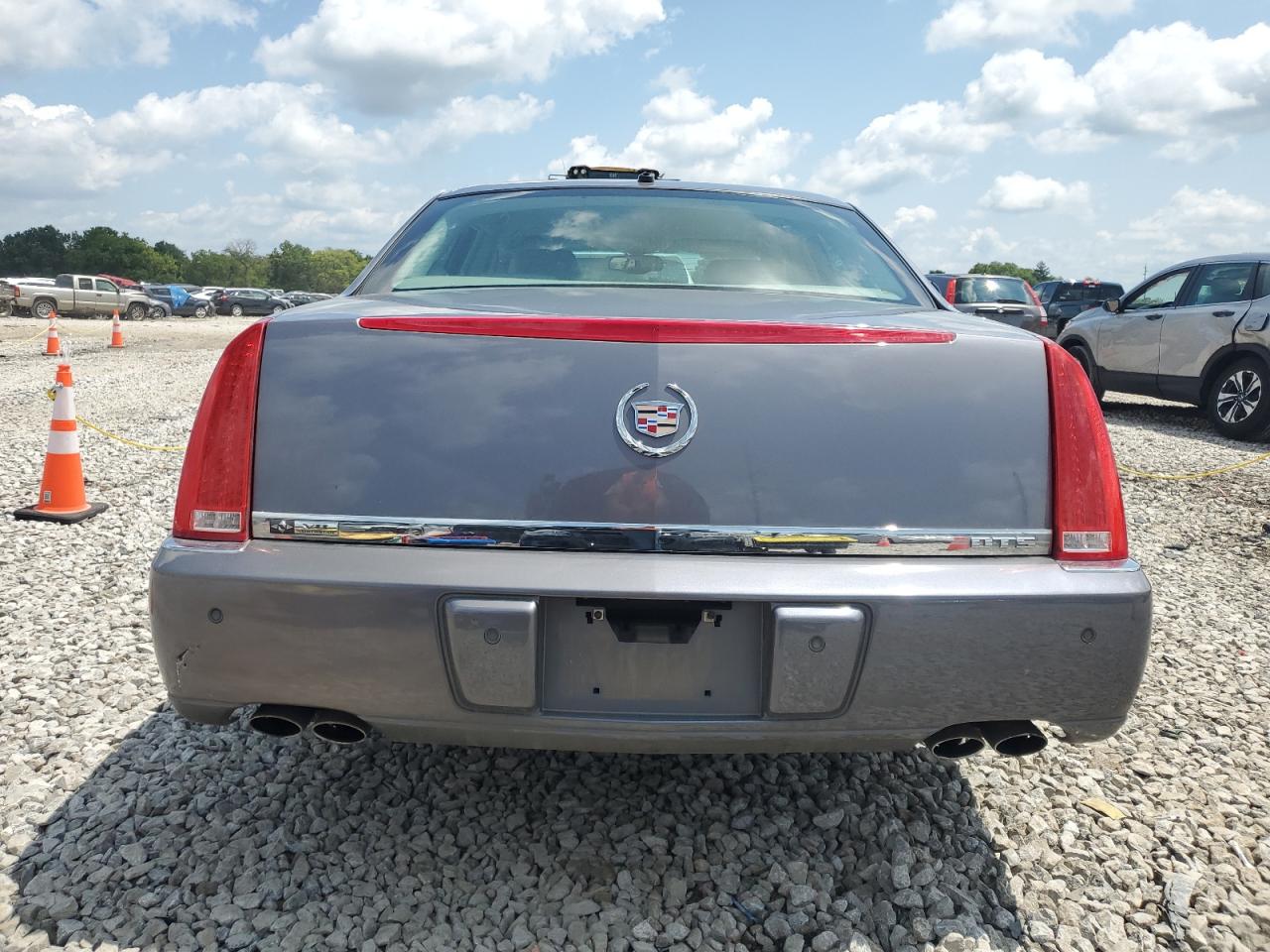 2007 Cadillac Dts VIN: 1G6KD57Y57U116371 Lot: 65729614