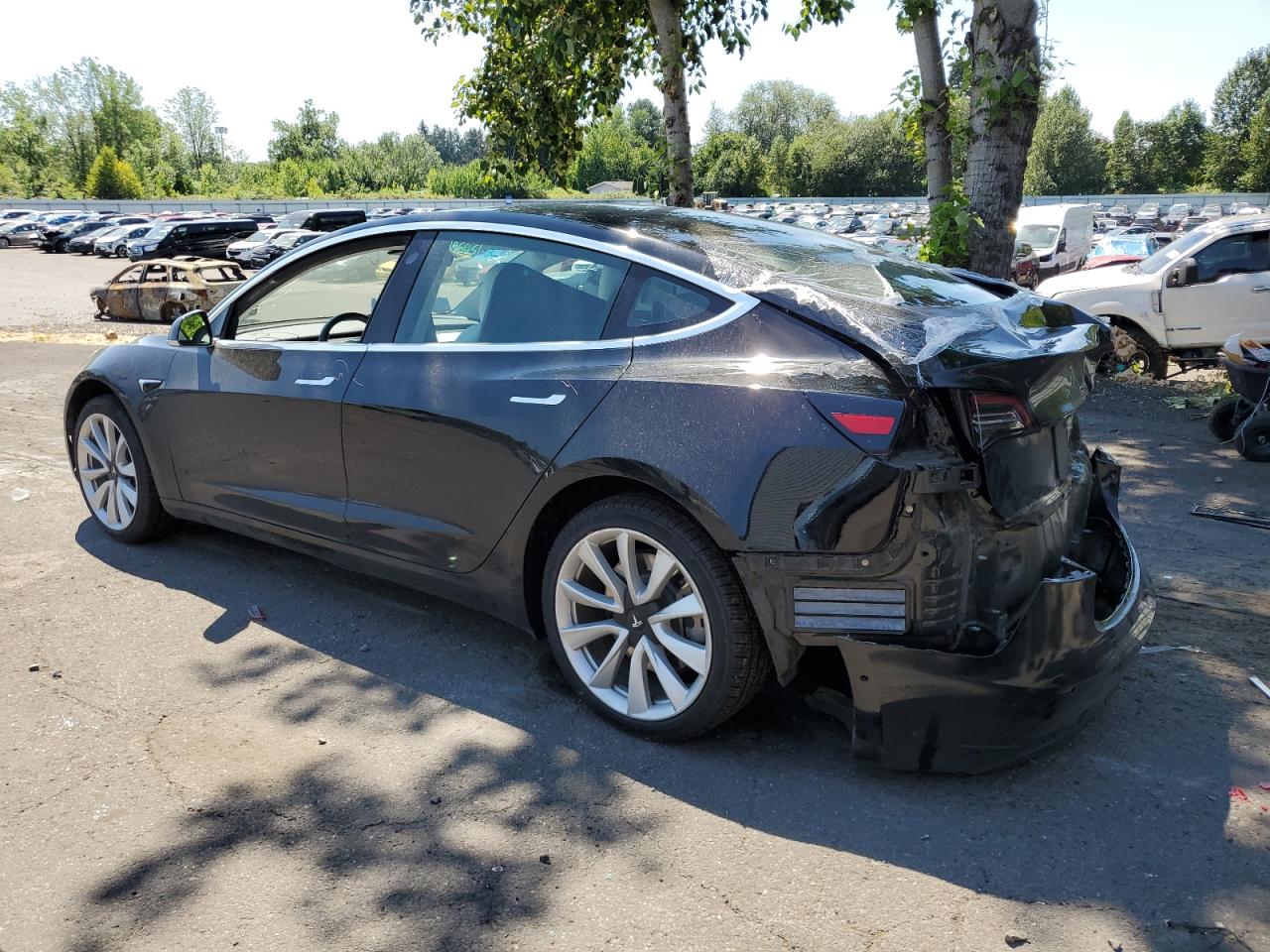 5YJ3E1EB3KF391373 2019 TESLA MODEL 3 - Image 2