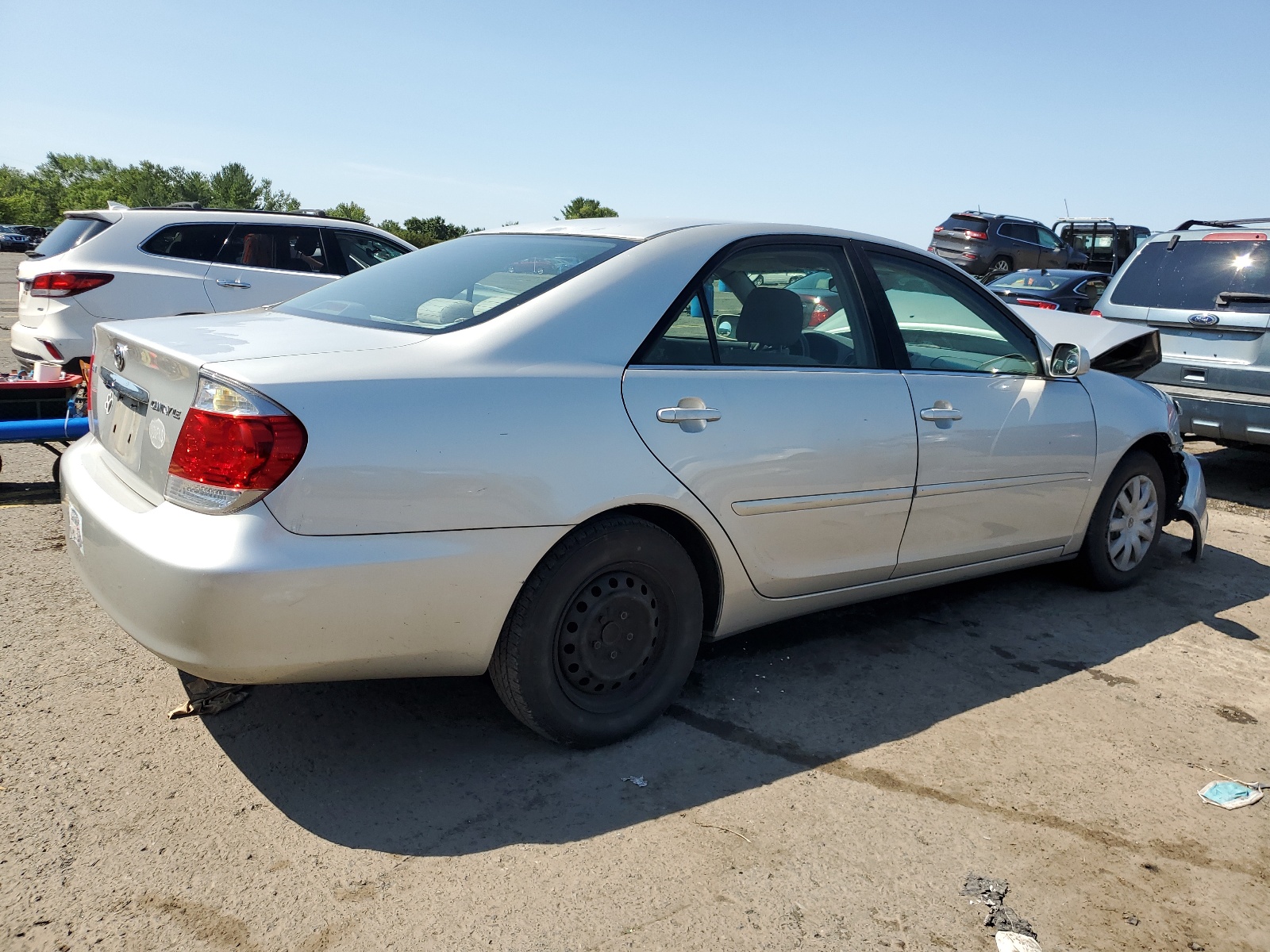 4T1BE30K75U994977 2005 Toyota Camry Le