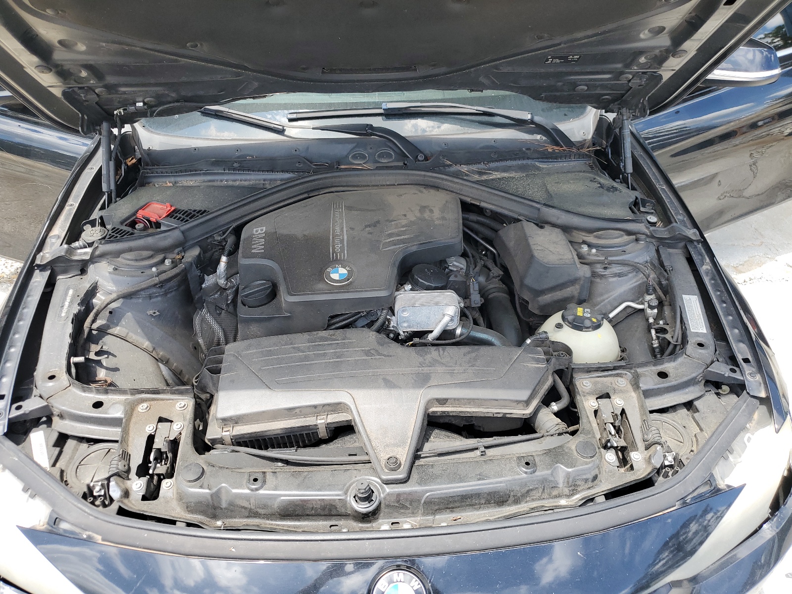 WBA3B1C50FK141214 2015 BMW 320 I