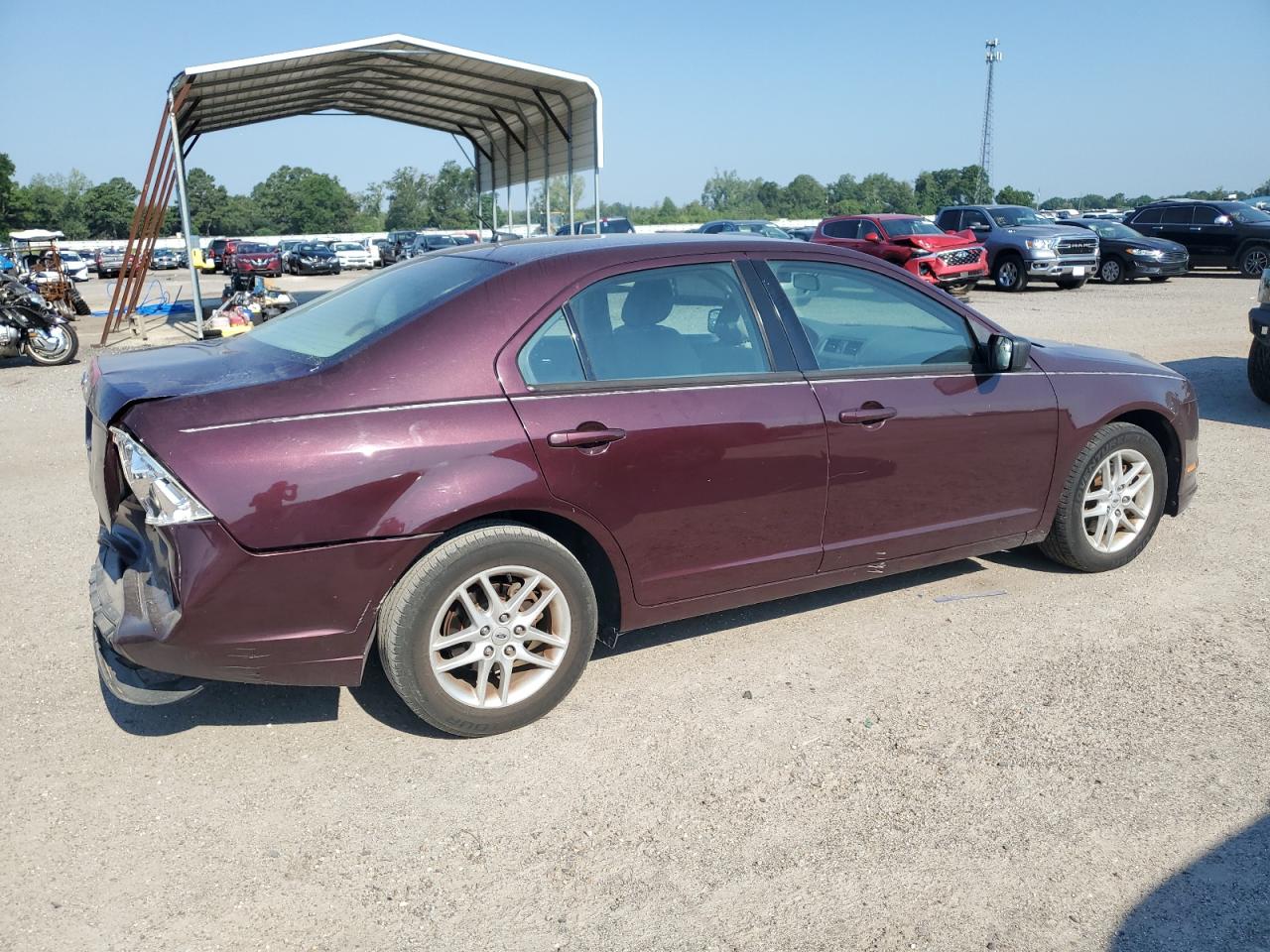 2011 Ford Fusion S VIN: 3FAHP0GA3BR316336 Lot: 62693144