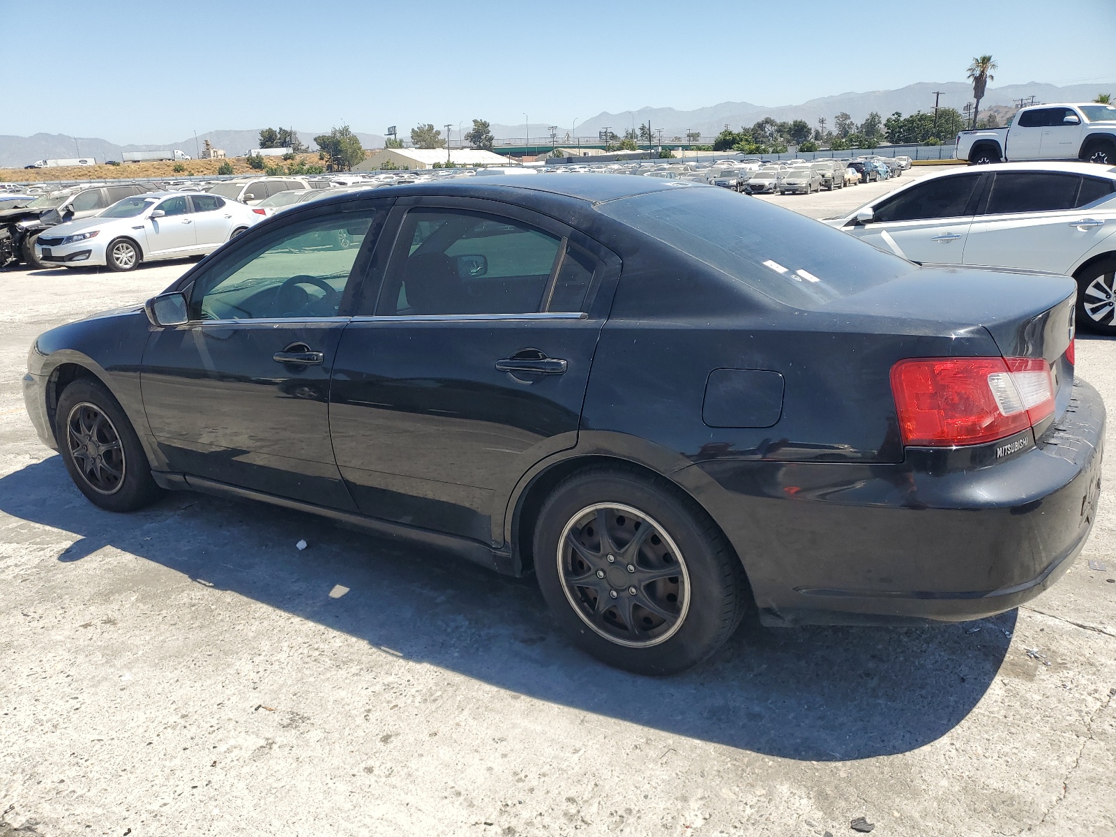 2012 Mitsubishi Galant Es vin: 4A32B3FF6CE024288