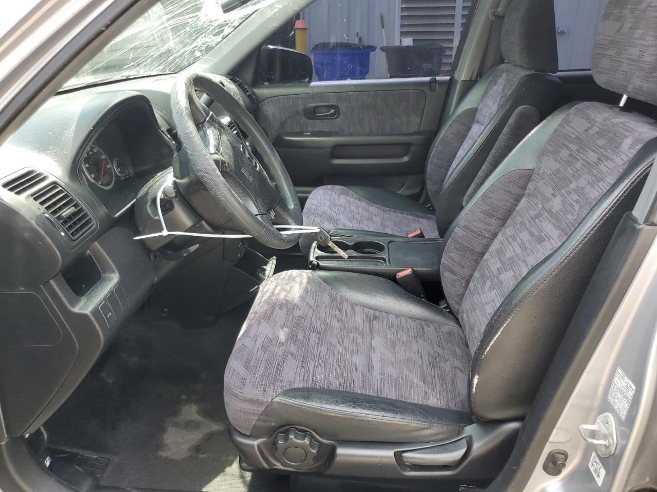 2002 Honda Cr-V Lx VIN: JHLRD68442C004790 Lot: 65200954