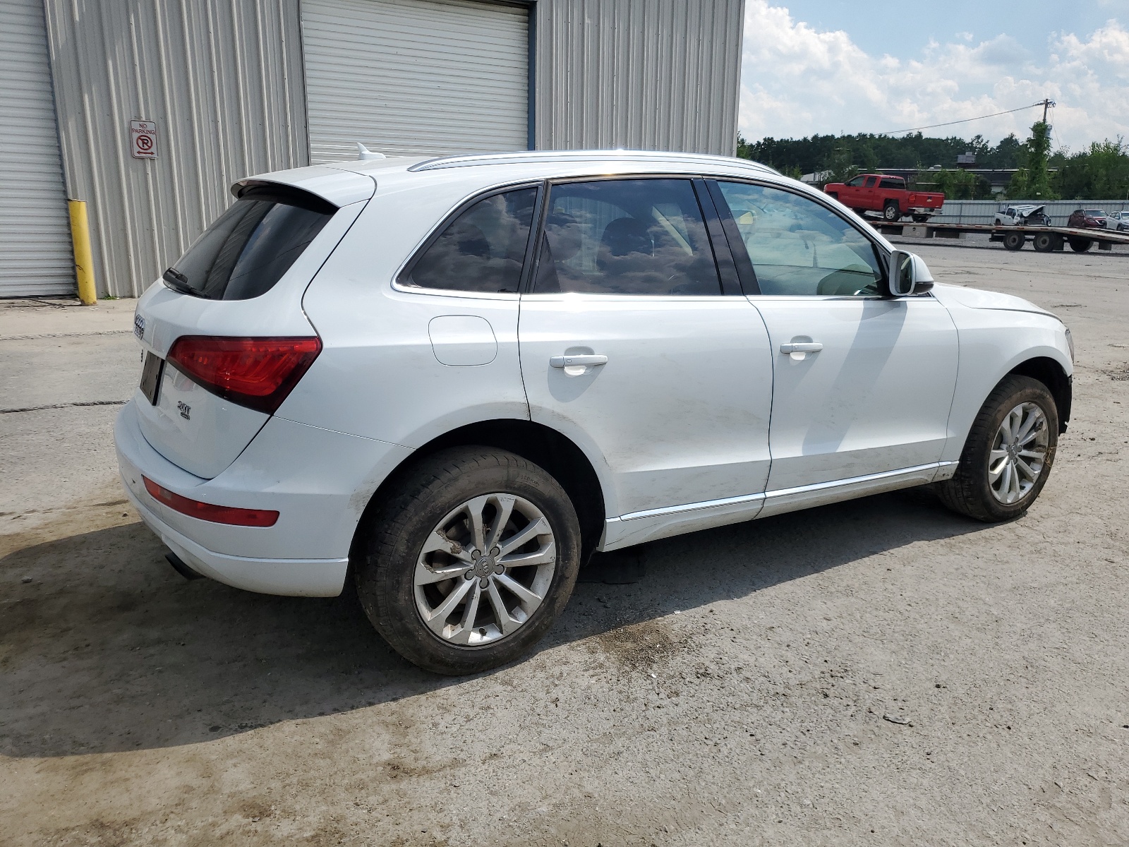 WA1CFAFP1EA094147 2014 Audi Q5 Premium