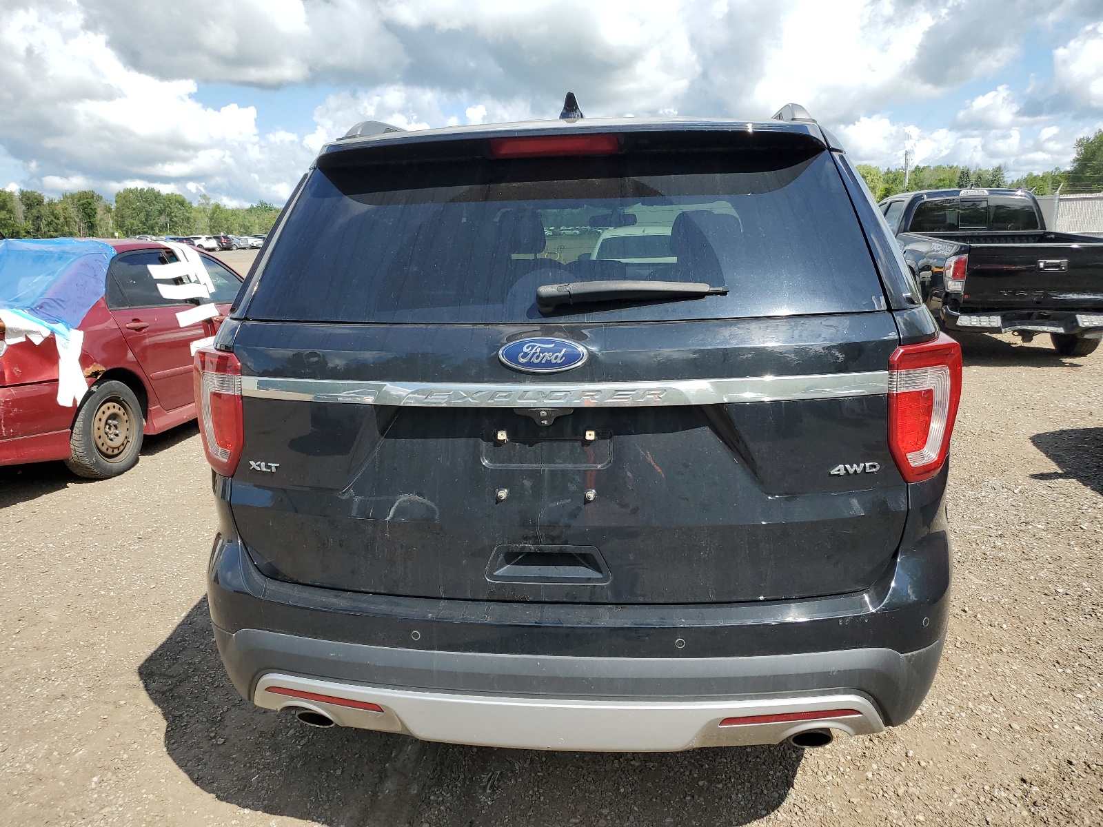 1FM5K8D88HGD15075 2017 Ford Explorer Xlt