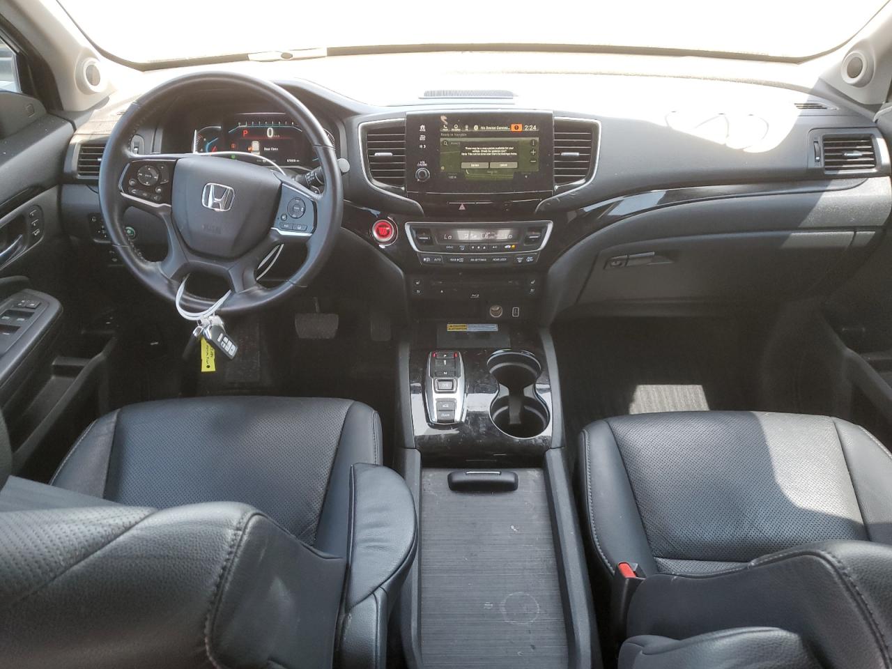 2020 Honda Pilot Touring VIN: 5FNYF6H9XLB504813 Lot: 63025284