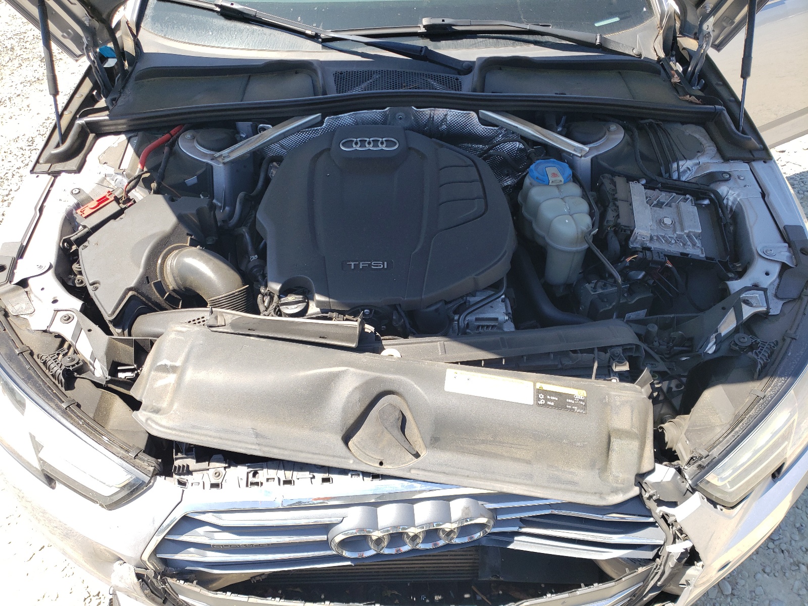 WAUANAF44HN047176 2017 Audi A4 Premium