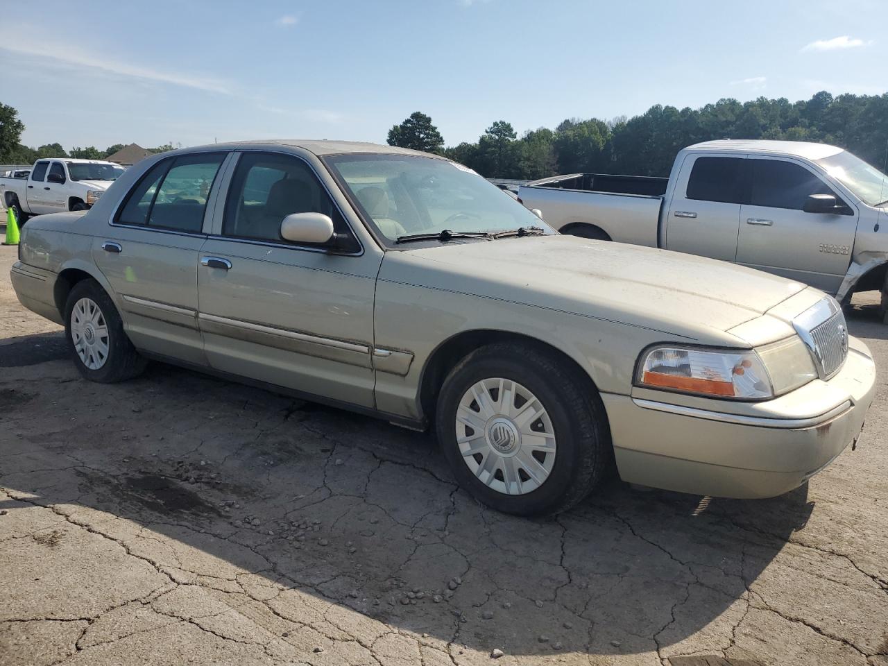 2004 Mercury Grand Marquis Gs VIN: 2MEFM74W74X673475 Lot: 63620934