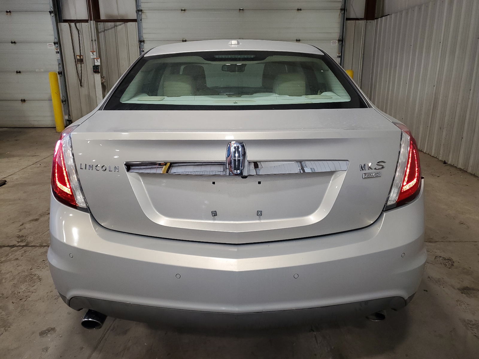 1LNHM94R49G618152 2009 Lincoln Mks