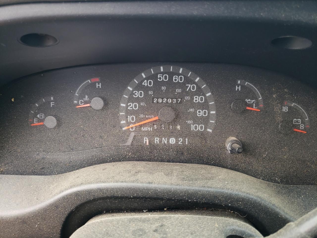 1999 Ford Econoline E250 Van VIN: 1FTNE24L3XHB70470 Lot: 63477474