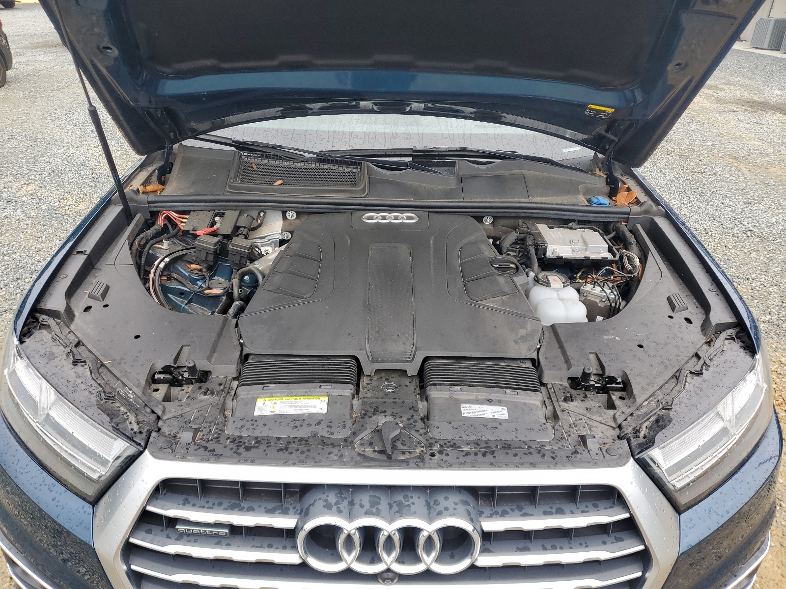 WA1VAAF72KD033567 2019 Audi Q7 Prestige