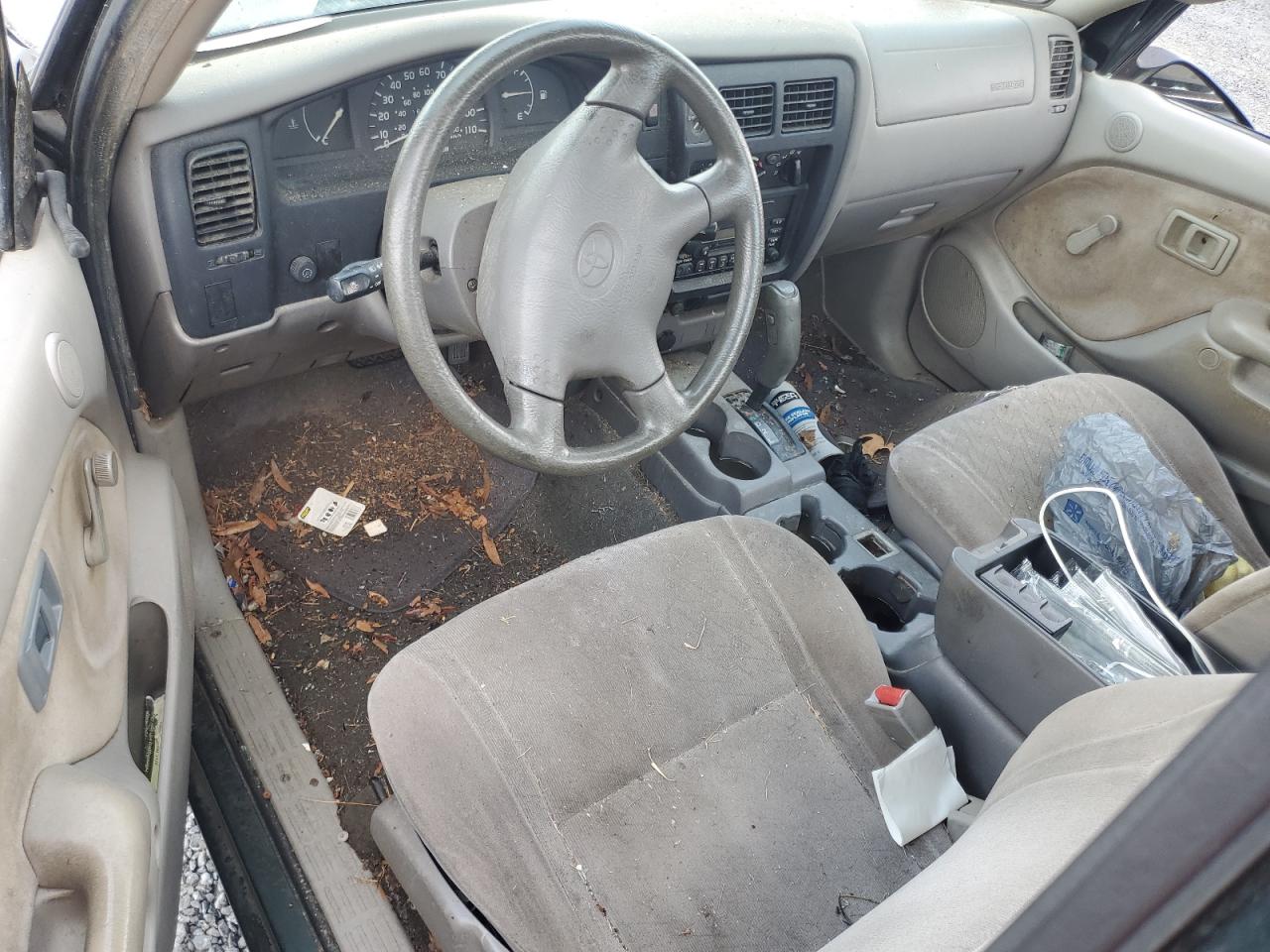 2001 Toyota Tacoma VIN: 5TENL42N41Z848168 Lot: 61816314