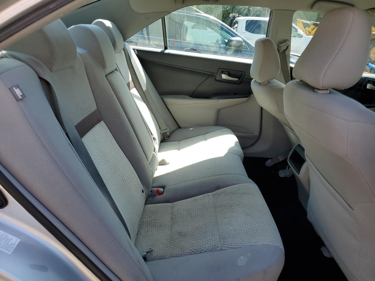 2014 Toyota Camry - Image 10