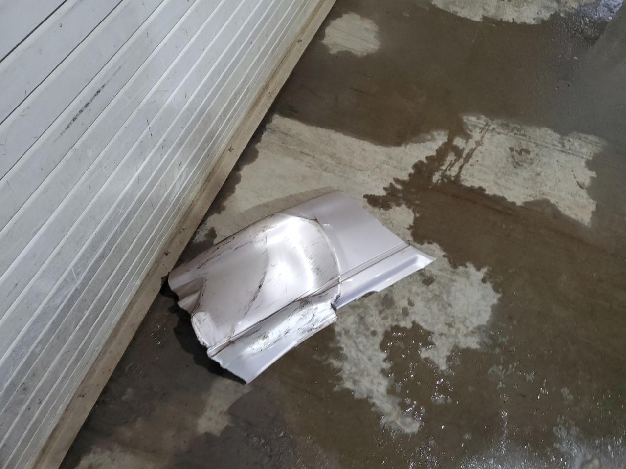 2000 Toyota Camry Ce VIN: JT2BG22K9Y0393628 Lot: 61477134