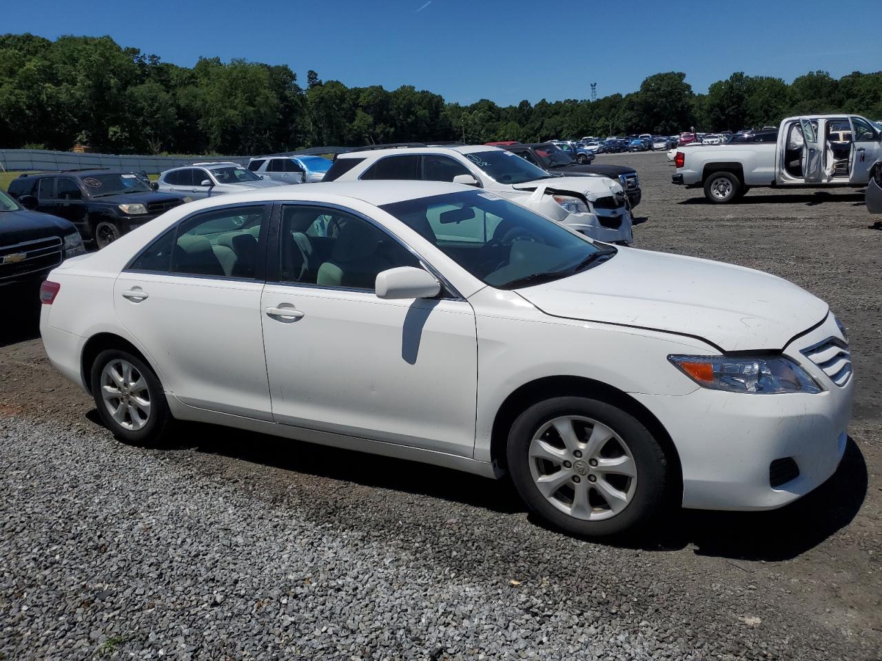 2011 Toyota Camry - Image 4