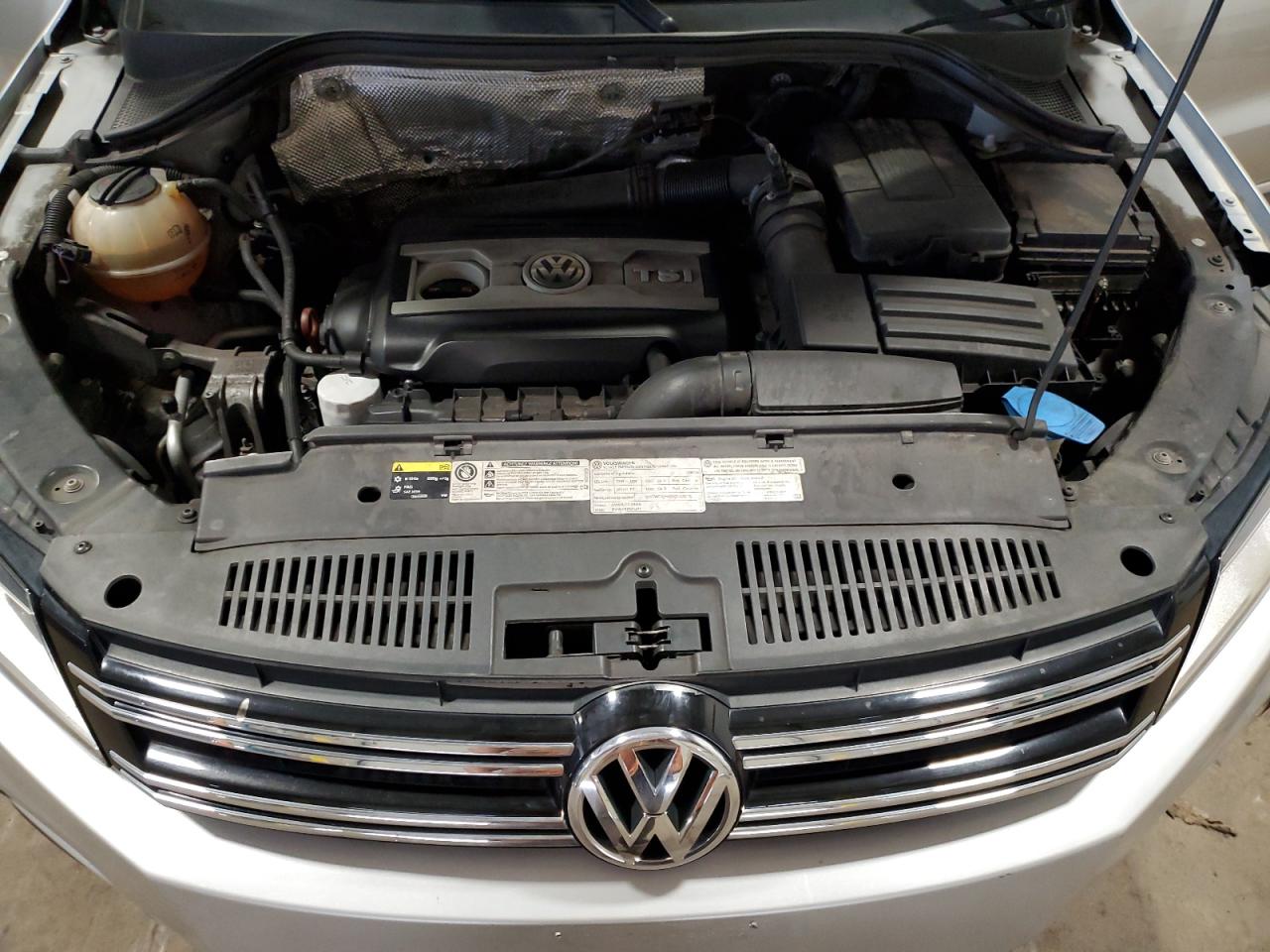 2013 Volkswagen Tiguan S VIN: WVGBV7AX2DW555593 Lot: 64755244