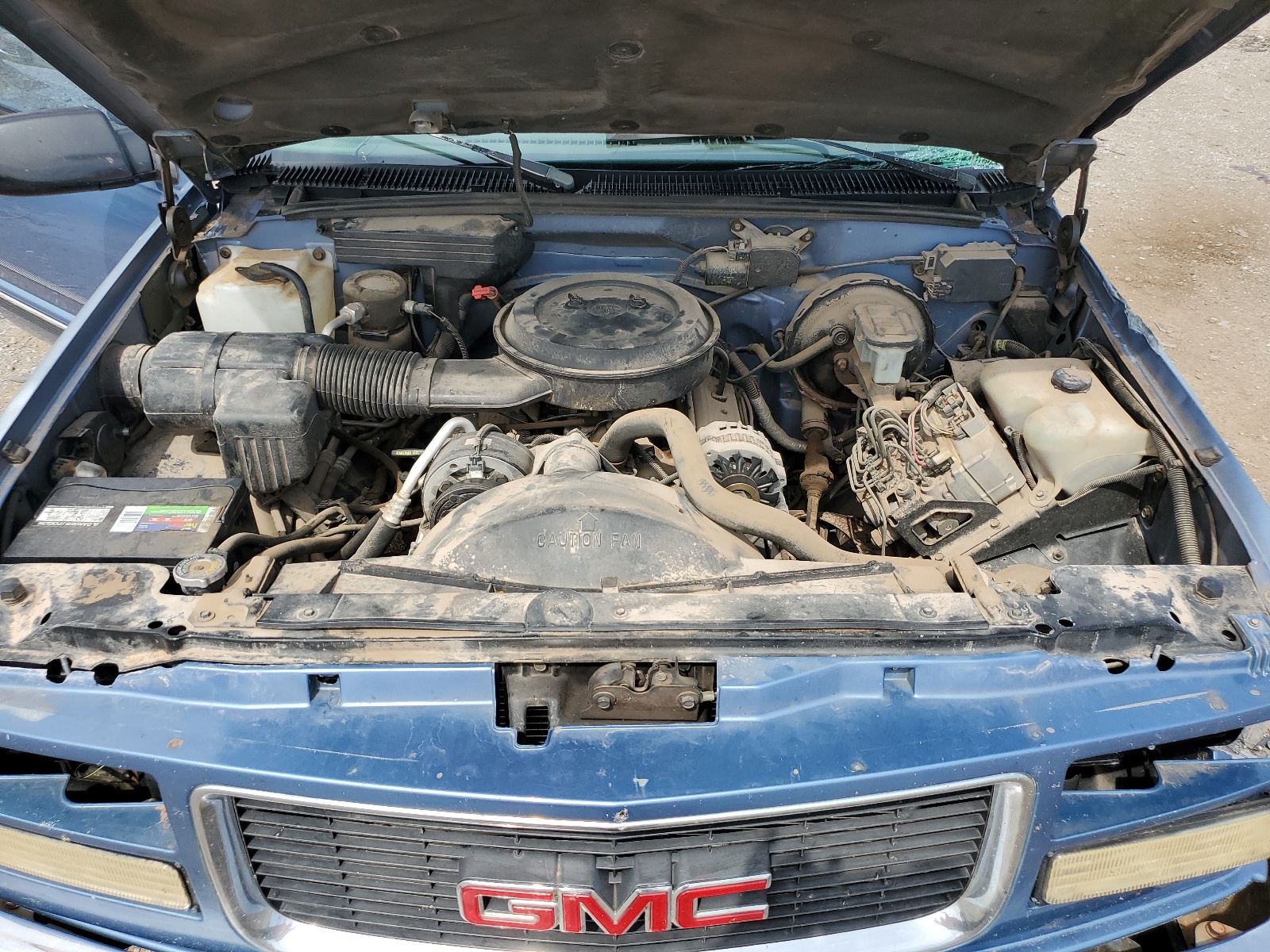 1GKEC16K6RJ771070 1994 GMC Suburban C1500