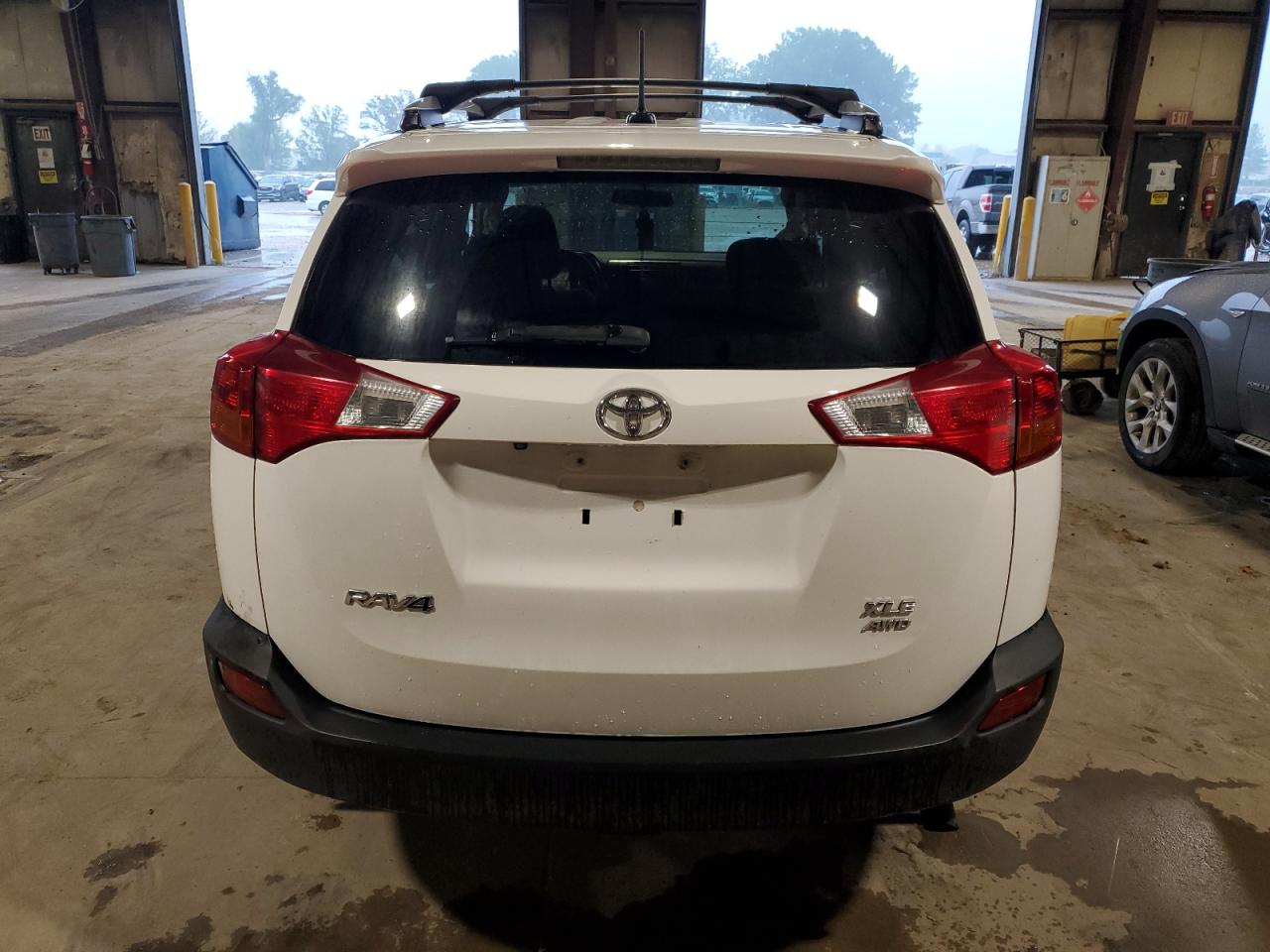 2015 Toyota Rav4 Xle VIN: 2T3RFREV7FW229777 Lot: 64416974