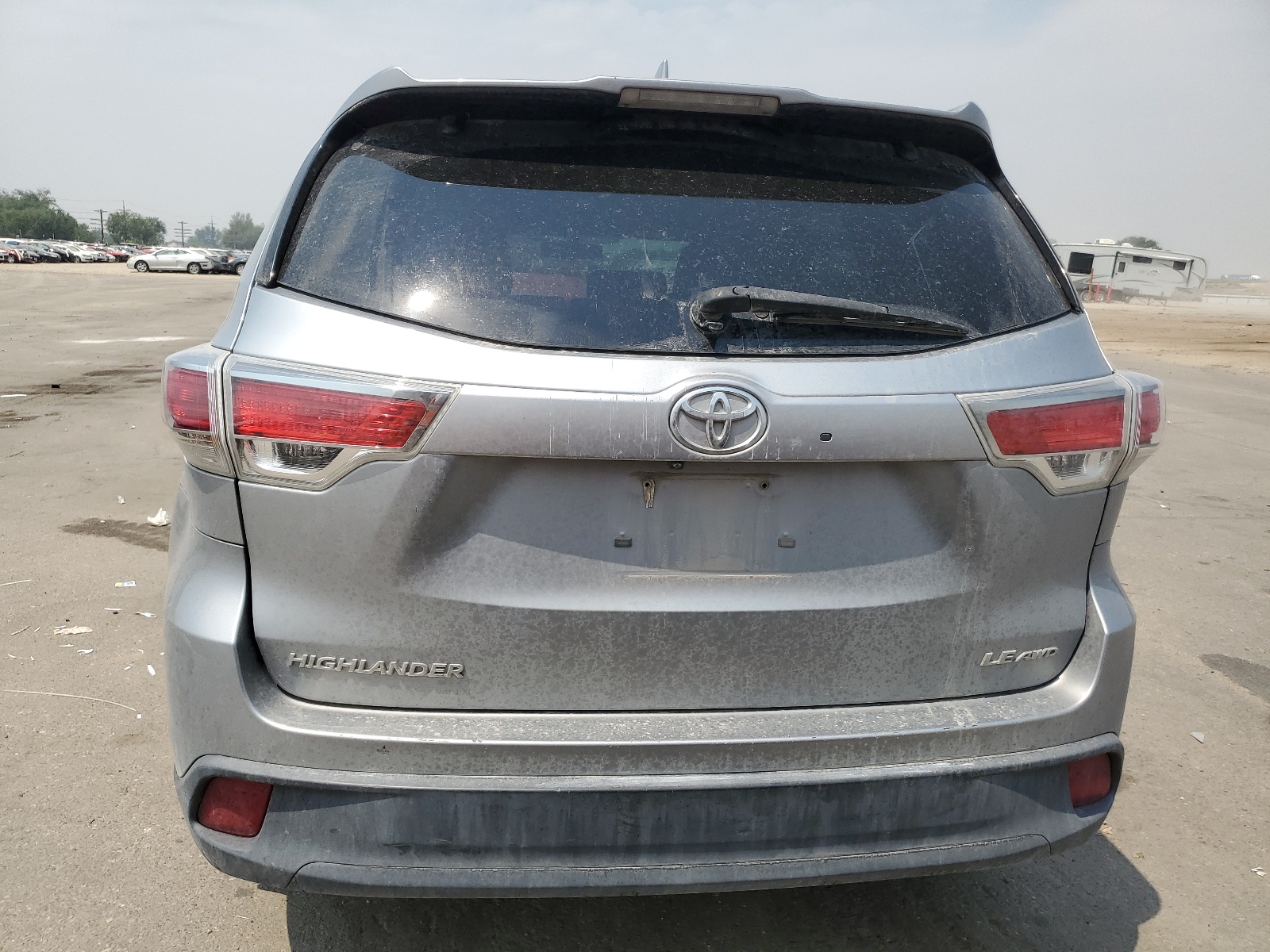 5TDBKRFH3FS081375 2015 Toyota Highlander Le