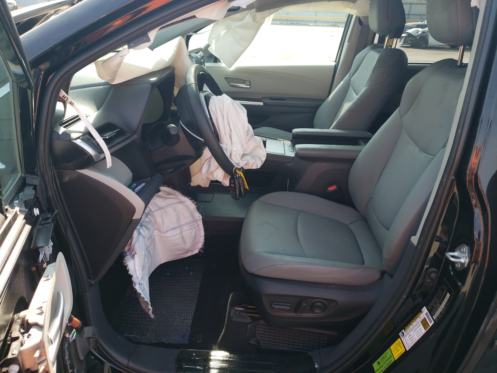 5TDYSKFC3NS062295 2022 Toyota Sienna Xle