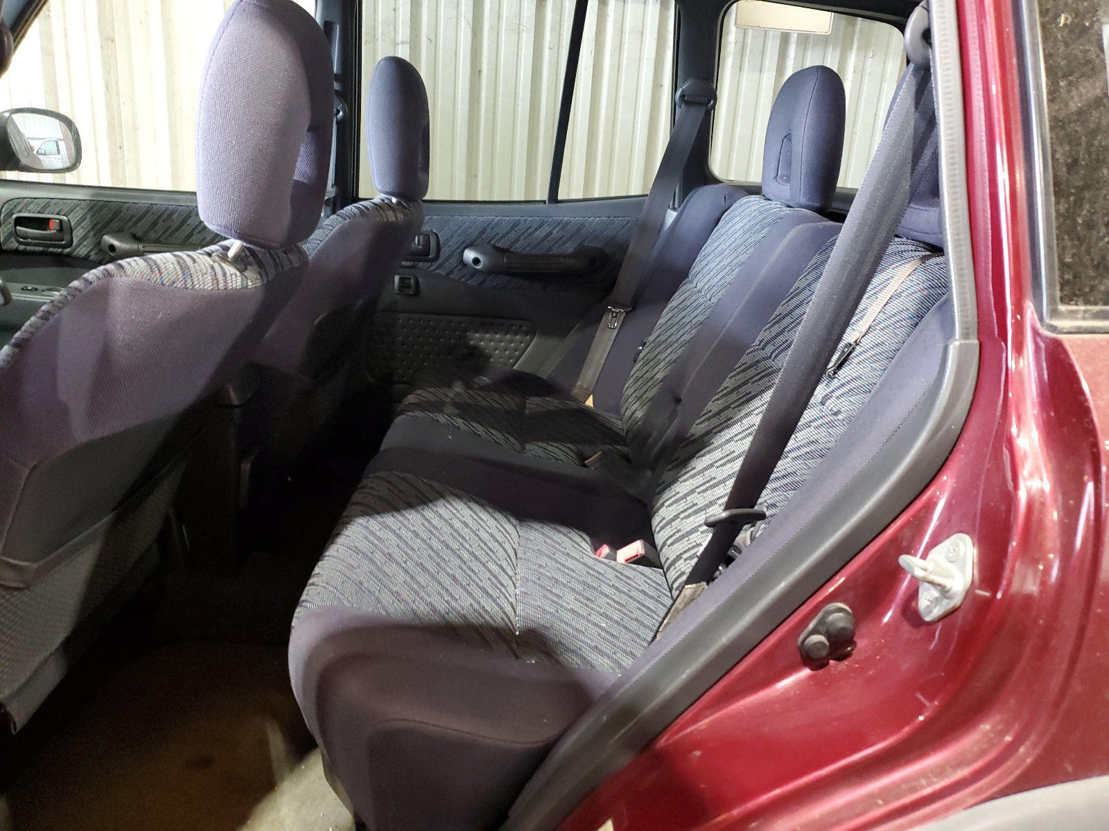 JT3GP10V5W0032600 1998 Toyota Rav4