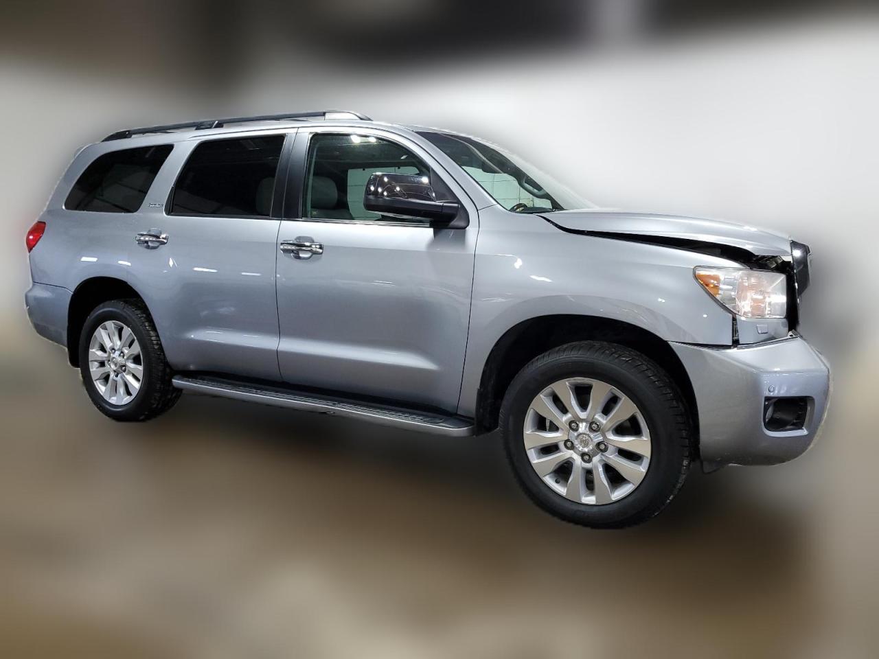2011 Toyota Sequoia Platinum VIN: 5TDDW5G1XBS045619 Lot: 64352544