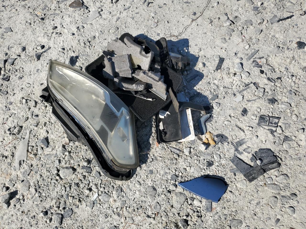 2010 Kia Soul + VIN: KNDJT2A28A7036275 Lot: 62846134