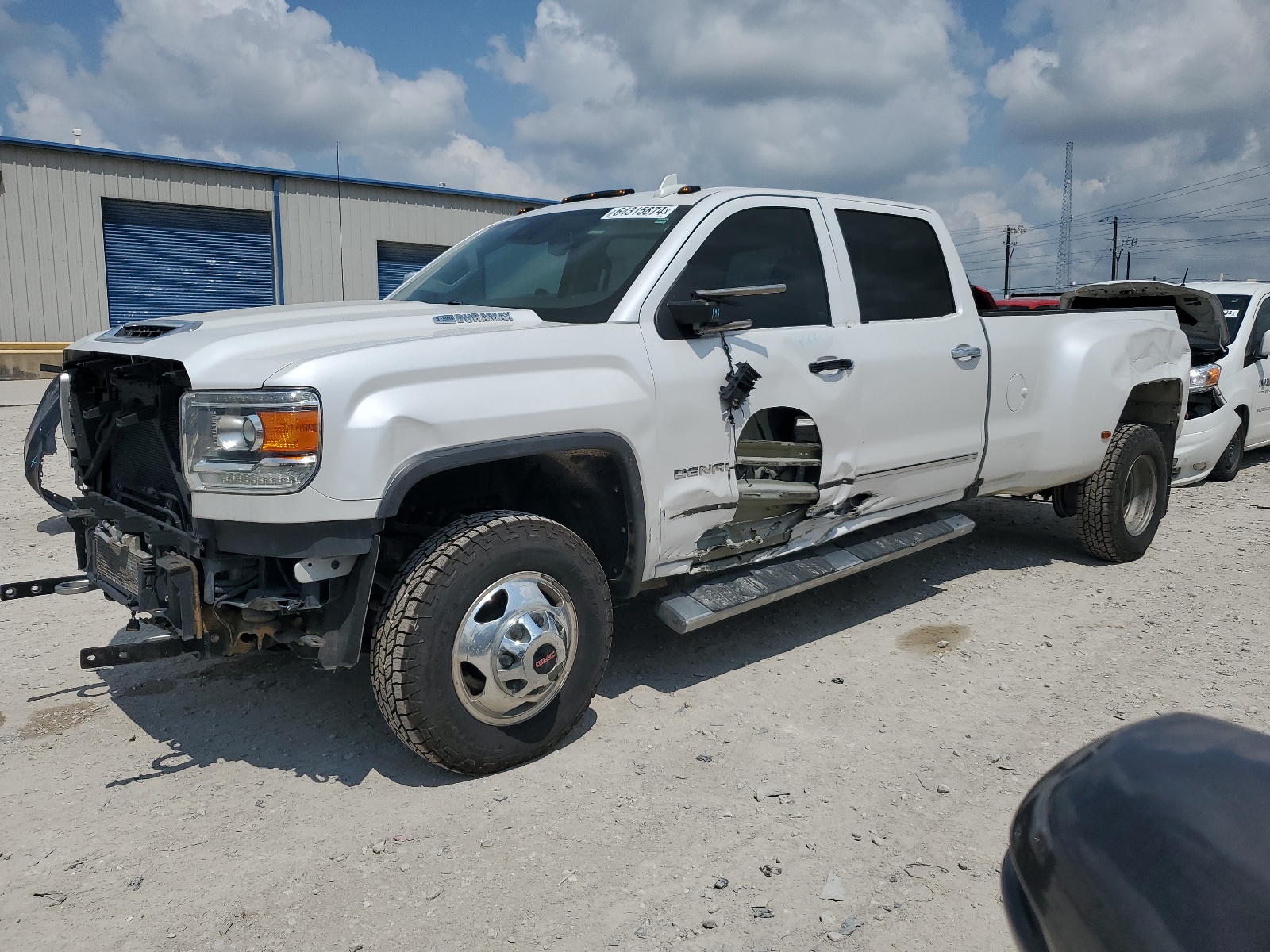 2019 GMC Sierra K3500 Denali vin: 1GT42WEY9KF138231