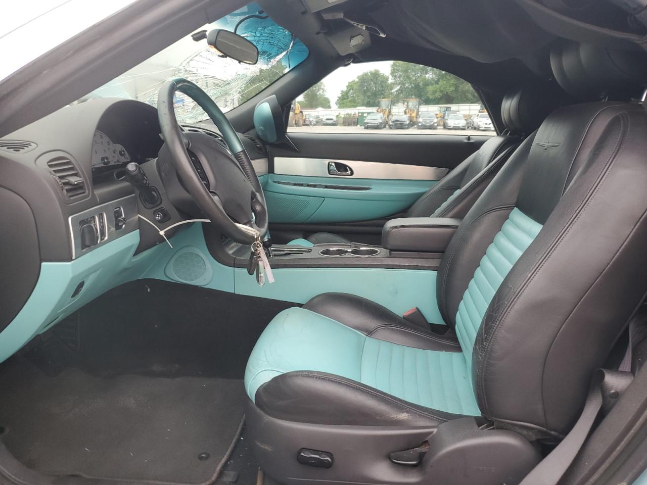 2002 Ford Thunderbird VIN: 1FAHP60AX2Y124765 Lot: 63727244