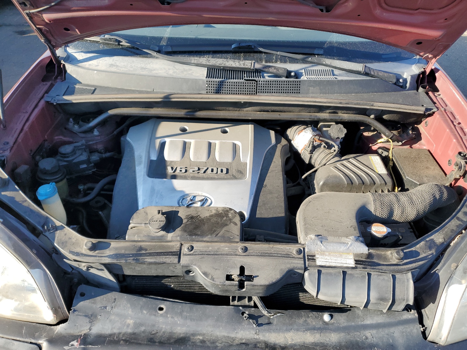 KM8JN12D05U140587 2005 Hyundai Tucson Gls