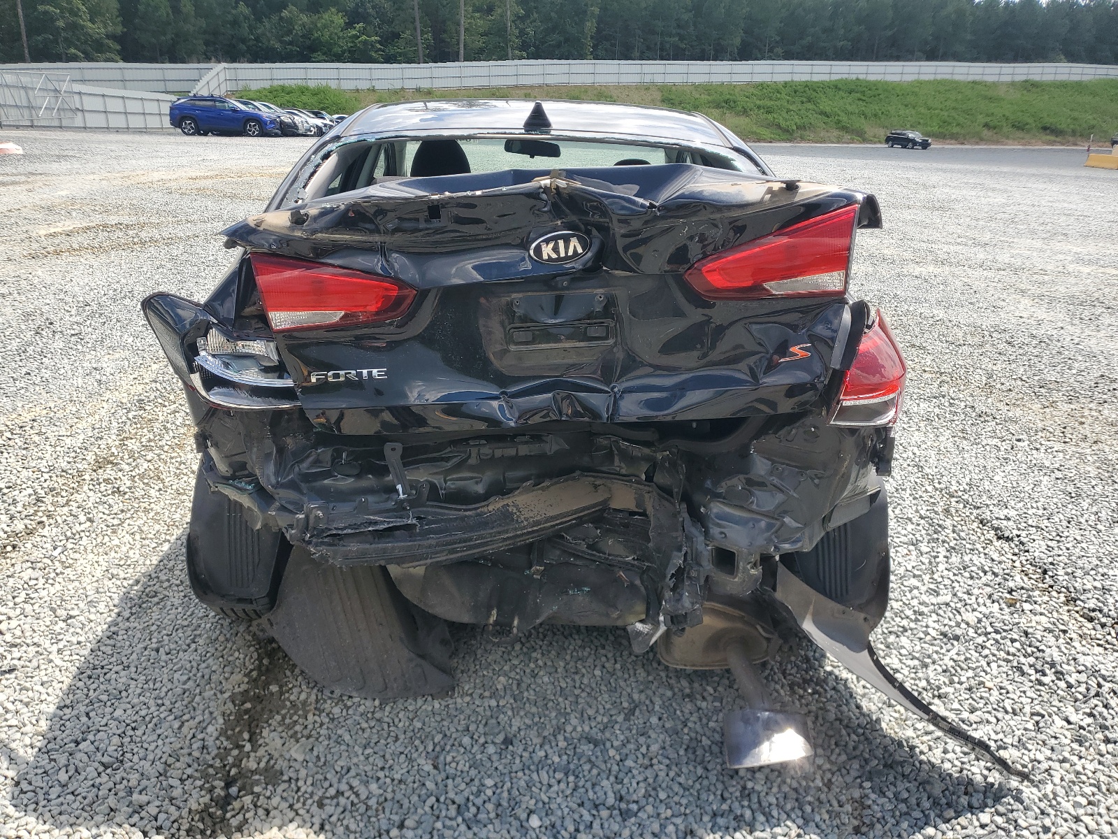 3KPFL4A71JE248996 2018 Kia Forte Lx