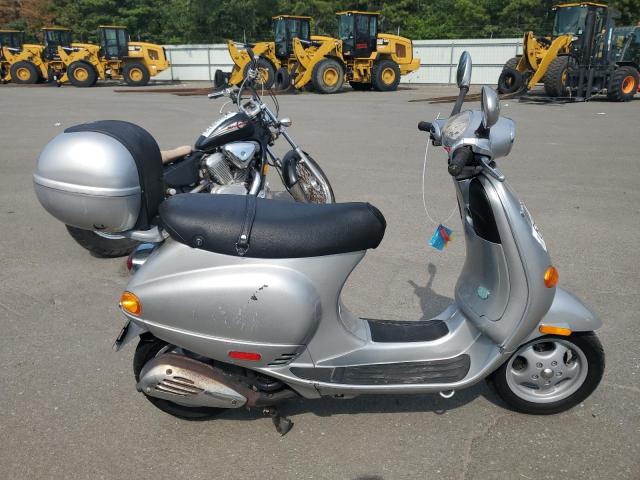 2001 Vespa M198F 